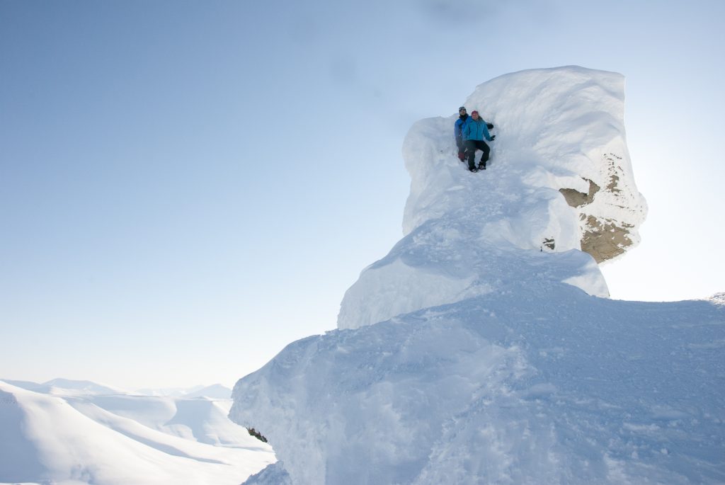 Špicberky: Zasněžený vrcholek Trollsteinen