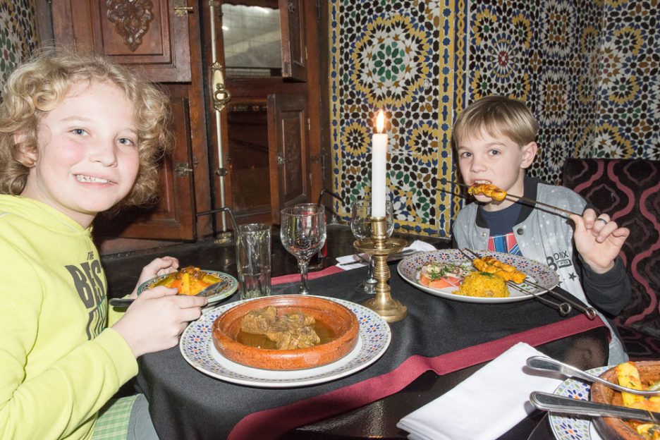 Maroko s dětmi Marocká kuchyně a jídlo